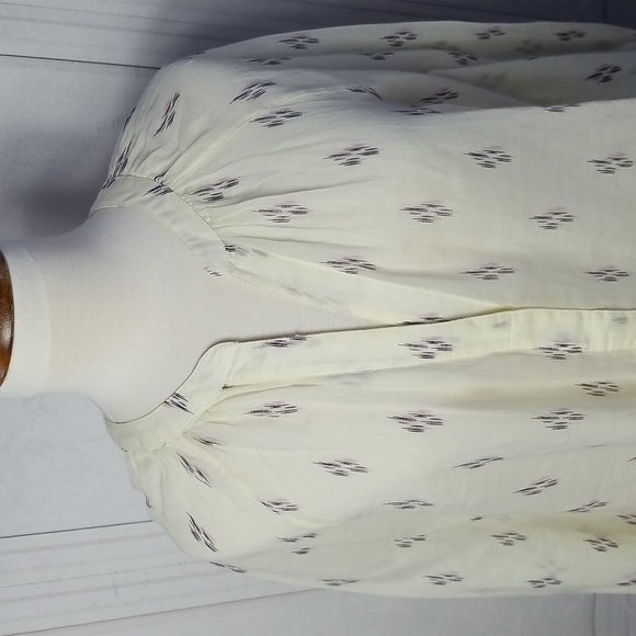 PAIGE Sammy Button Front Top - Picture 6 of 14